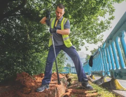 Roughneck 14lb Chisel & Point Digging Bar 50mm X 1520mm 12 Roughneck 14lb Chisel & Point Digging Bar 50mm X 1520mm -Cheap Garden Spreader Store 165KG A3