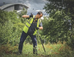 Roughneck 14lb Chisel & Point Digging Bar 50mm X 1520mm 13 Roughneck 14lb Chisel & Point Digging Bar 50mm X 1520mm -Cheap Garden Spreader Store 165KG A4