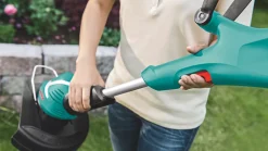 Bosch ART 30 550W 230V Grass Trimmer -Cheap Garden Spreader Store 1757V A1