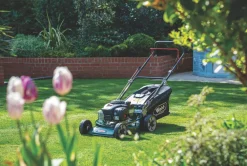 Webb WER18HP4 46cm 125cc Hand-Propelled Rotary Petrol Lawn Mower -Cheap Garden Spreader Store 197PP A5