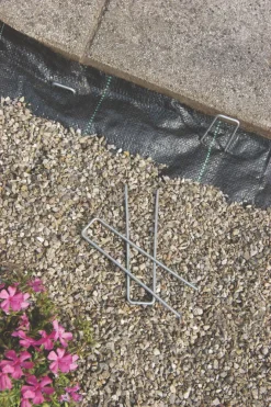 Apollo® Apollo Fabric Ground Hooks 140mm 20 Pack -Cheap Garden Spreader Store 22593 A2