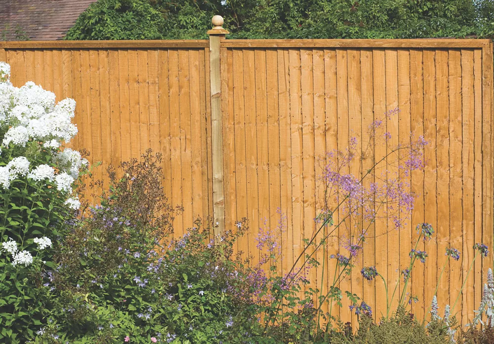 Forest Closeboard Fence Panels Golden Brown 6 X 4' Pack Of 5 5 Forest Closeboard Fence Panels Golden Brown 6 X 4' Pack Of 5 - Image 3