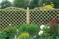 Forest Hamburg Lattice Curved Top Garden Screens 6 X 6&apos; 3 Pack