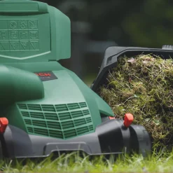 Bosch Verticut 1100 32cm 1100W Verticutter 240V -Cheap Garden Spreader Store 553PR A3