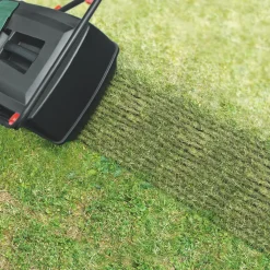 Bosch Verticut 1100 32cm 1100W Verticutter 240V -Cheap Garden Spreader Store 553PR A5