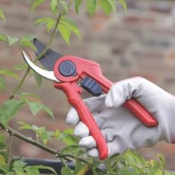 Spear And Jackson Spear & Jackson Bypass Razorsharp Active Secateurs 8 1/4" (210mm) 7 Spear And Jackson Spear & Jackson Bypass Razorsharp Active Secateurs 8 1/4" (210mm) -Cheap Garden Spreader Store 724KG A2