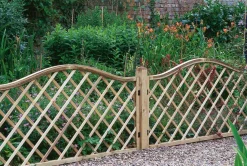Forest Hamburg Lattice Curved Top Garden Screens 6 X 3&apos; 8 Pack -Cheap Garden Spreader Store 82299 A1
