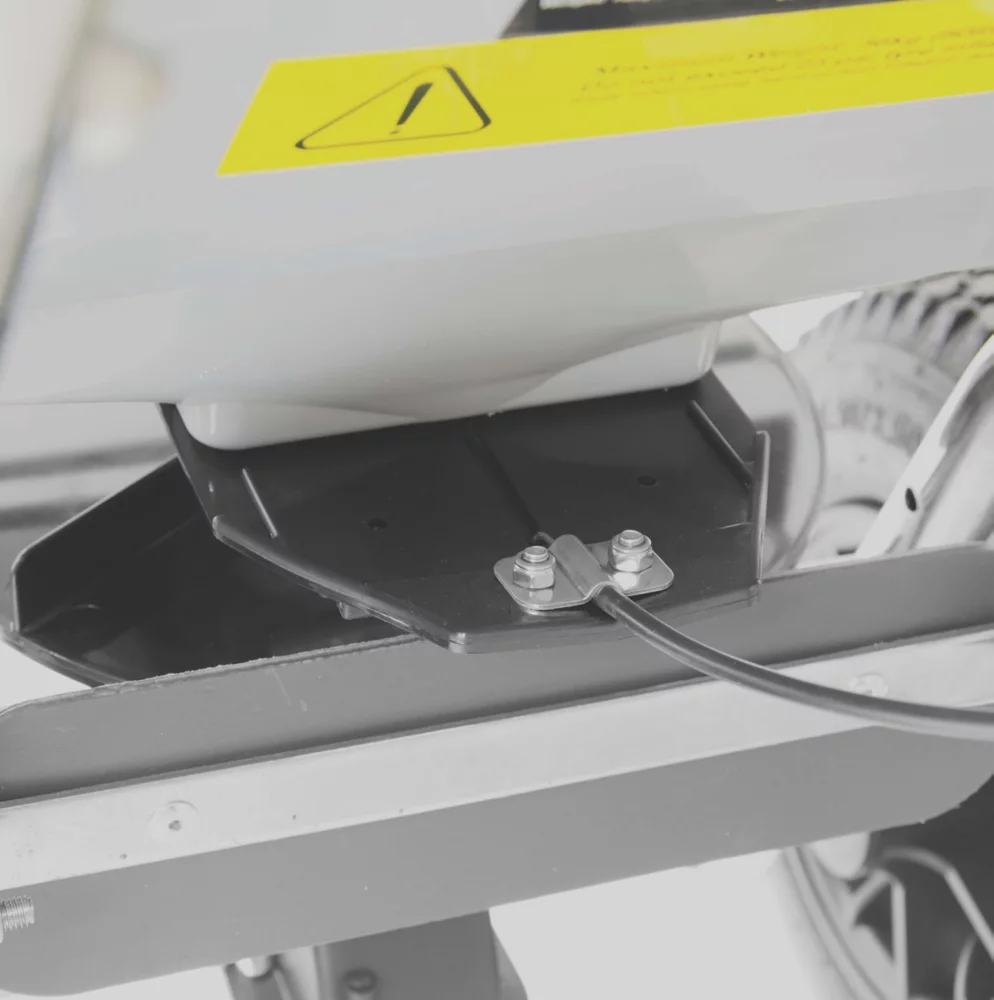 The Handy Salt Spreader 36kg 7 The Handy Salt Spreader 36kg - Image 6