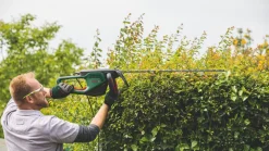 Bosch 70cm 500W 240V Corded Hedgecutter -Cheap Garden Spreader Store 968JH A2