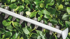 Bosch UniversalHedgeCut 50 50cm 480W 240V Corded Hedge Trimmer -Cheap Garden Spreader Store 993KT A5